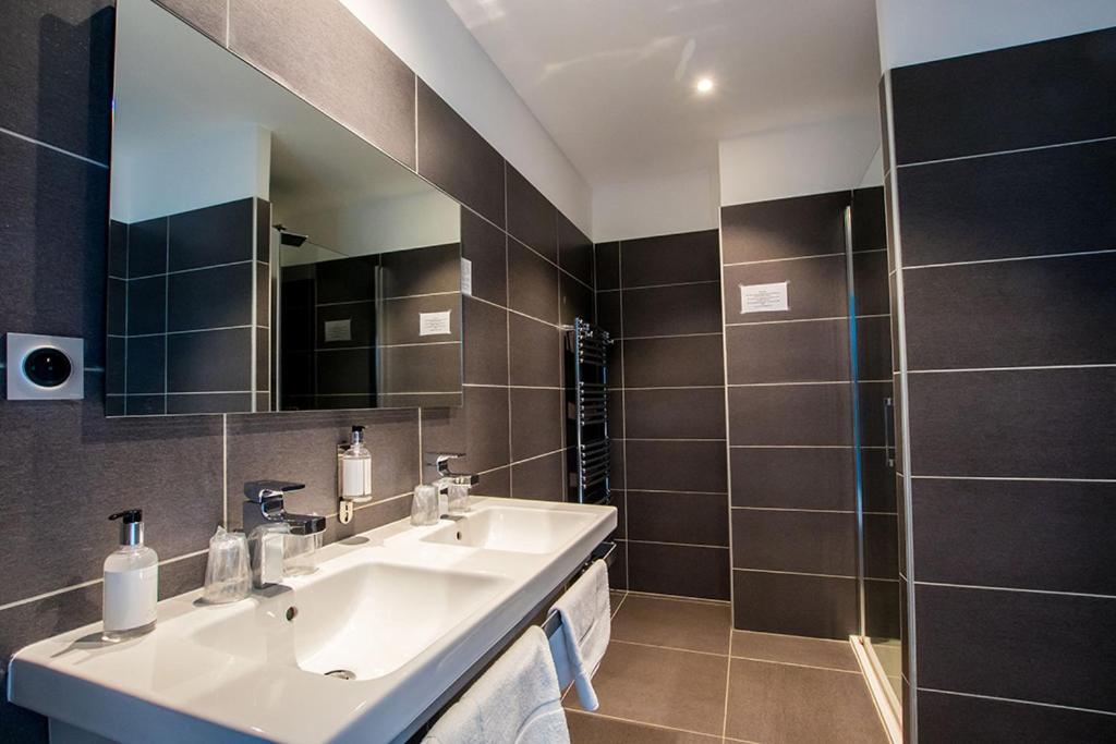 Hotel Du Cros D'Auzon Saint-Maurice-d'Ardeche Экстерьер фото